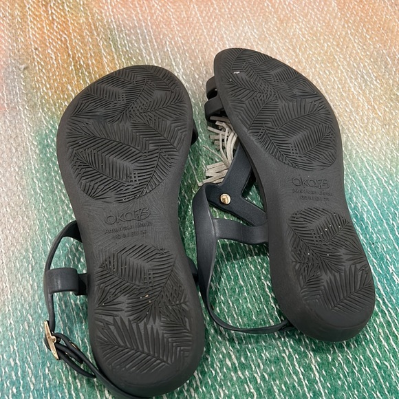 OKA b size 6 back strap grey Sandals with white tassel size 36 - Picture 2 of 4